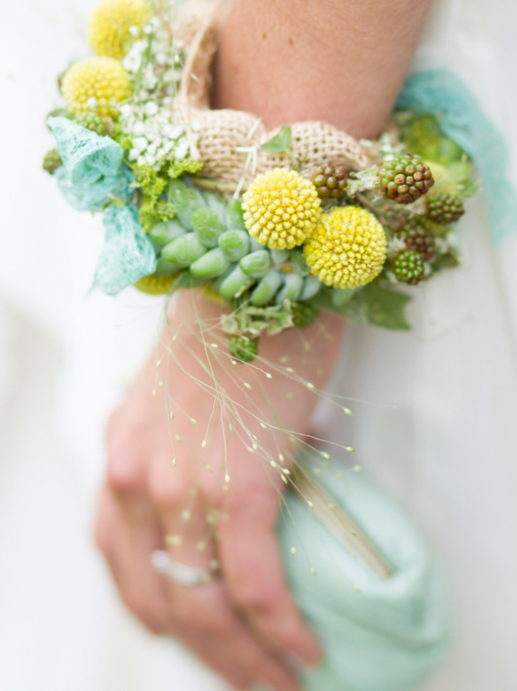 Bracciale floreale da sposa o damigella di nozze